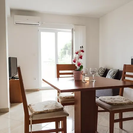 Apartment Marija, Makarska - Promajna
