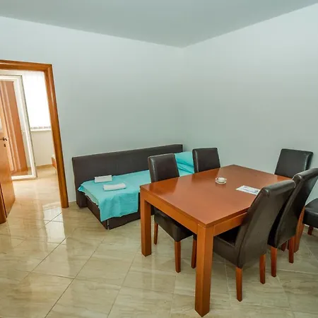 Apartment Marija, Makarska - Promajna