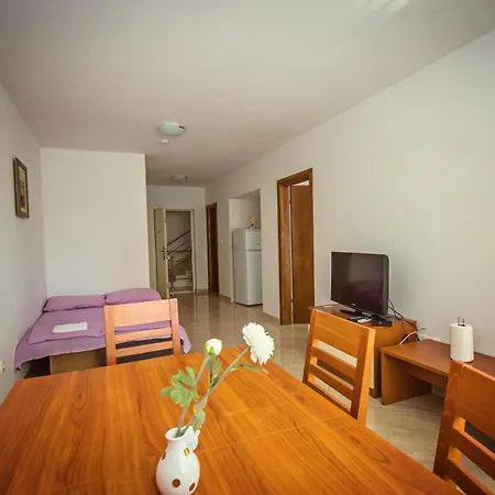 Marija, Makarska - * Promajna