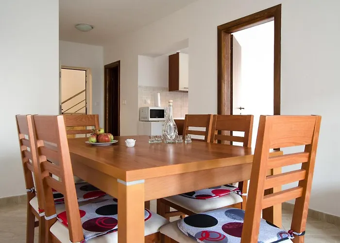 Marija, Makarska - Promajna