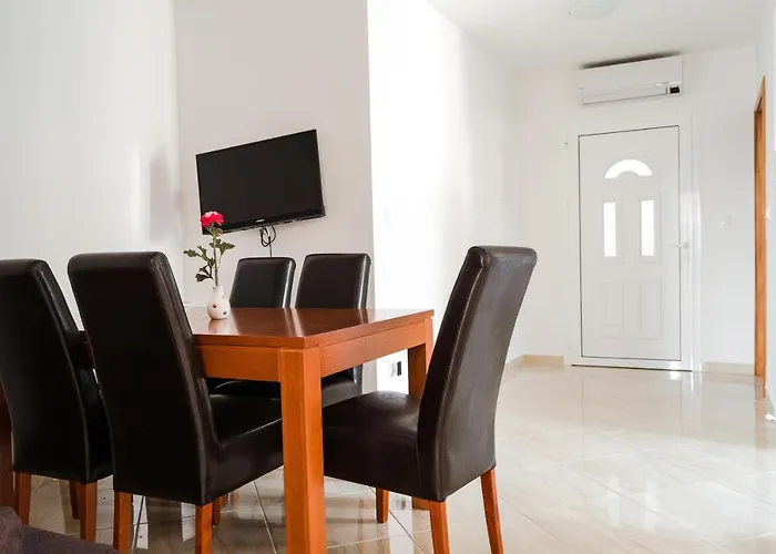 Appartement Marija, Makarska - *