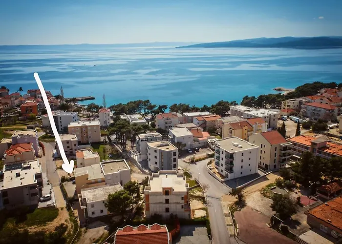 Marija, Makarska - *