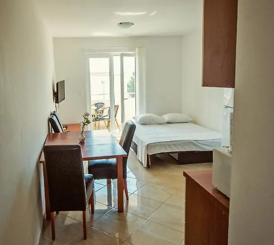 Appartement Marija, Makarska - *